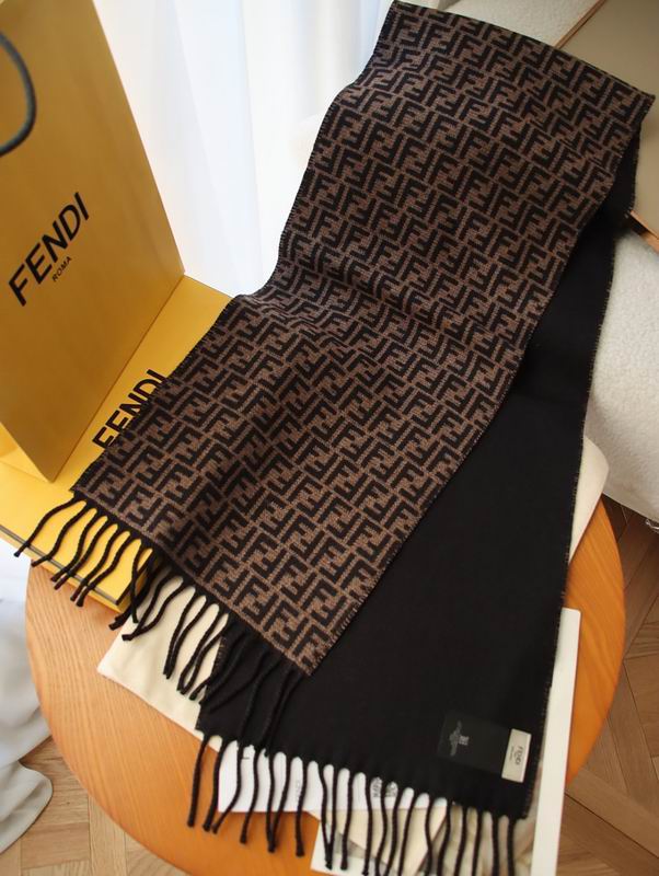 Fendi 30X180cm E27